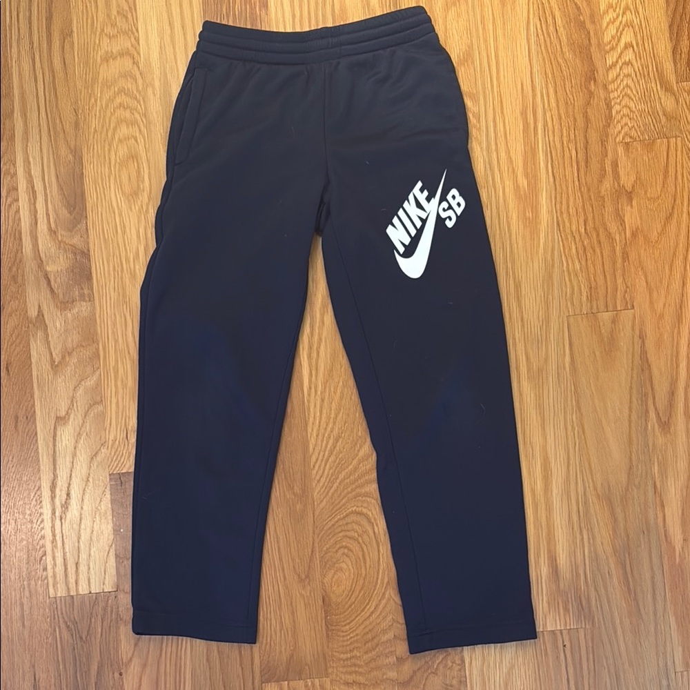 Nike Black Sweatpants Tapered Leg Elastic Waistband